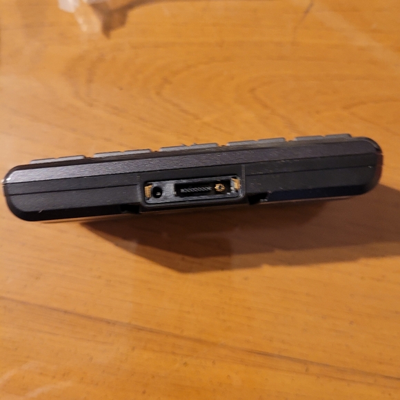 Sirius XM receiver. - Picture 4 of 9